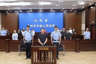 加福德：和东契奇一起打球很棒 我还在学习如何更好接到他的传球